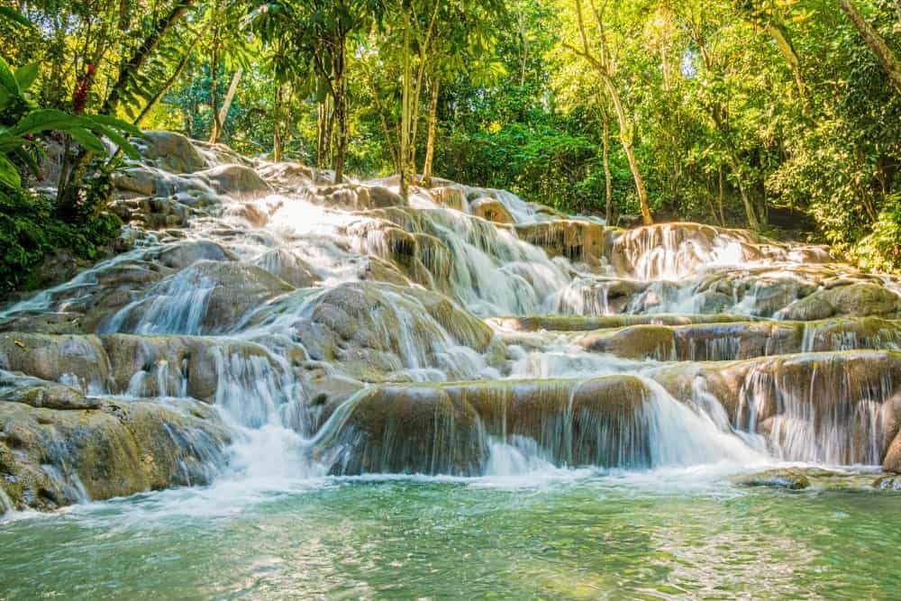Karibik Urlaub 2024, Wasserfall
